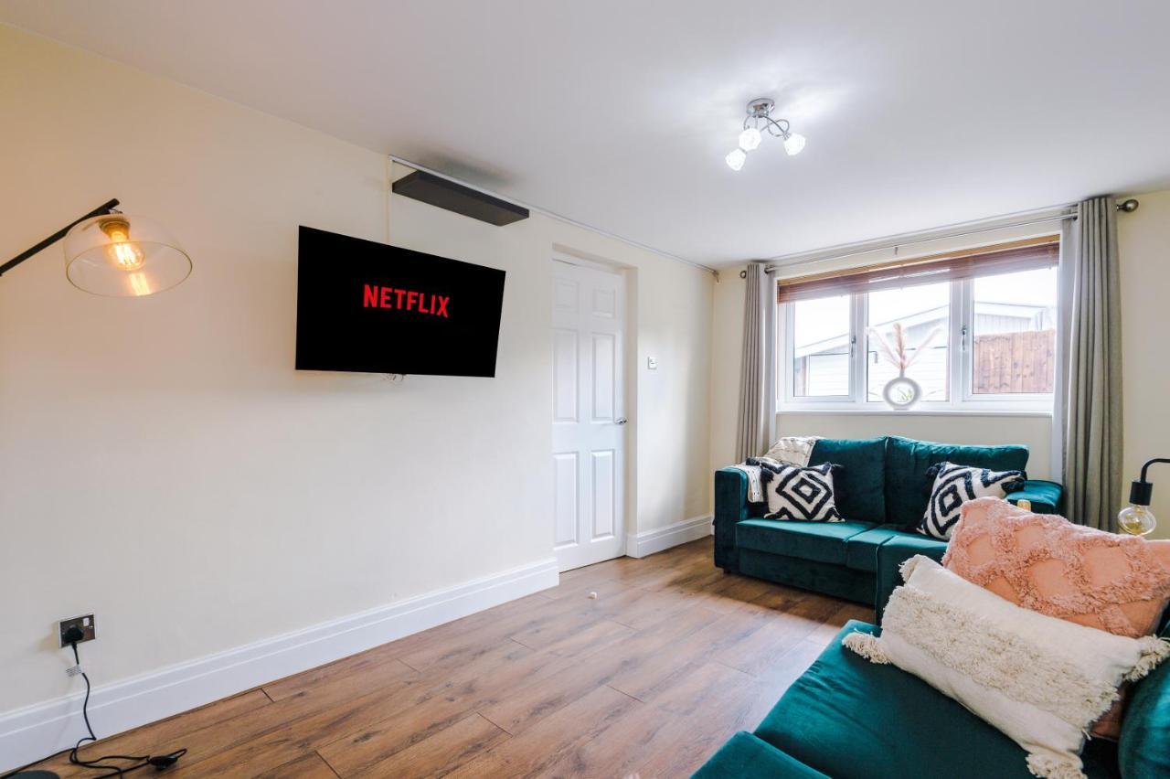 Charming 3-Bed Cottage In Chester, Ideal For Families & Workers, Free Parking - Sleeps 7 Екстер'єр фото